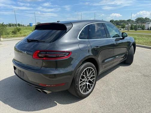 2018 Porsche Macan Base