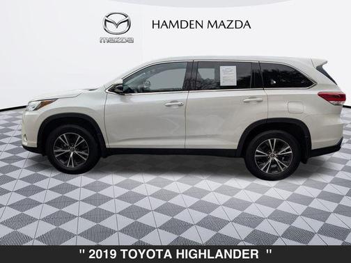 2019 Toyota Highlander LE