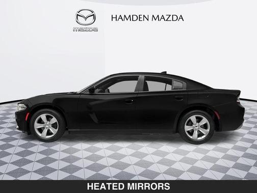 Pitch Black Clearcoat 2016 Dodge Charger SXT