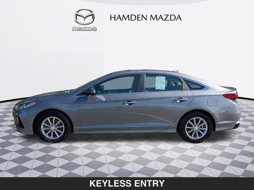 2018 Hyundai SONATA SE