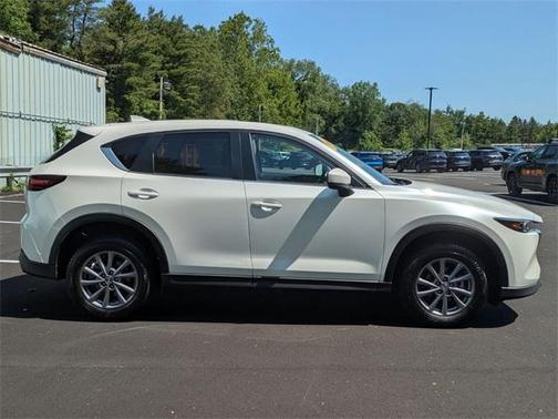 2022 Mazda CX-5 2.5 S Preferred Package