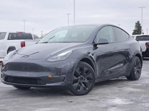 2025 Tesla Model Y Long Range Dual Motor All-Wheel Drive