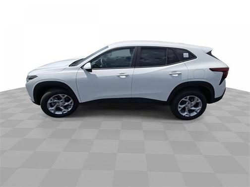 2025 Chevrolet Trax LS