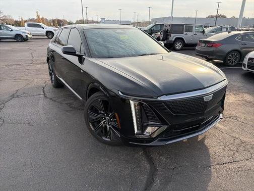 2024 Cadillac LYRIQ Sport