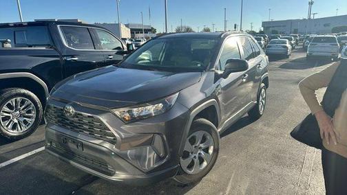 2019 Toyota RAV4 LE