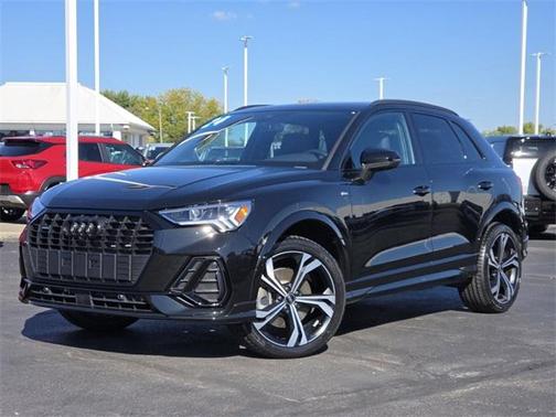 2024 Audi Q3 45 S line Premium Plus