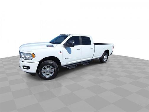 2024 RAM 3500 Big Horn Crew Cab 4x4 8' Box