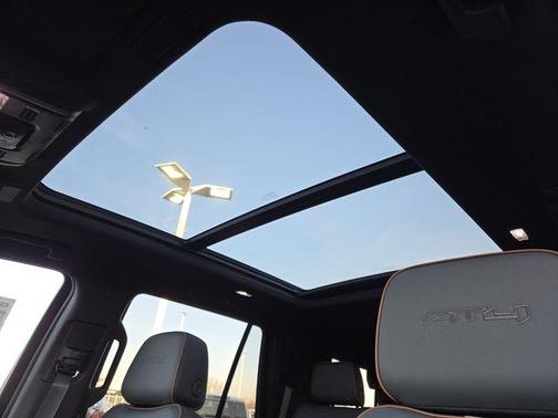 2026 GMC Yukon 4WD AT4