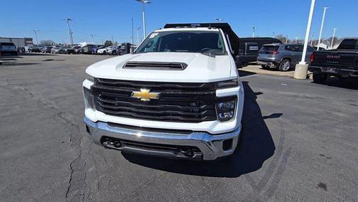 2025 Chevrolet Silverado 3500 WT