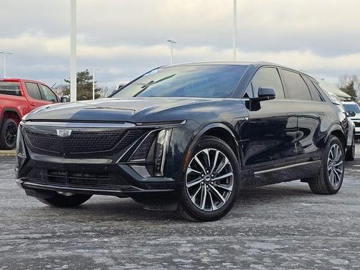 2024 Cadillac LYRIQ Sport