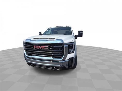 2025 GMC Sierra 2500 Base