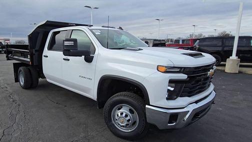 2025 Chevrolet Silverado 3500 WT