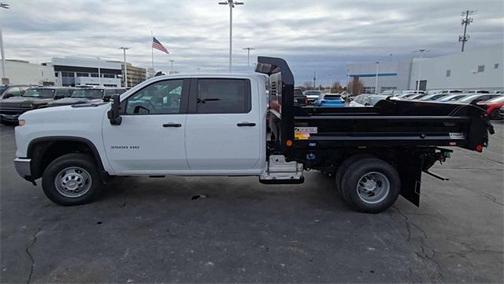 2025 Chevrolet Silverado 3500 WT