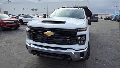 2025 Chevrolet Silverado 3500 WT