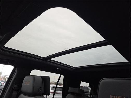 2026 Chevrolet Tahoe 4WD High Country