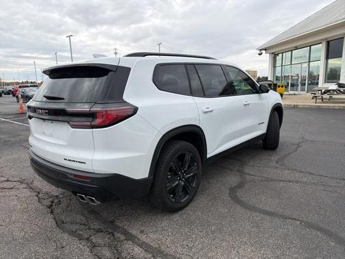 2025 GMC Acadia FWD Elevation