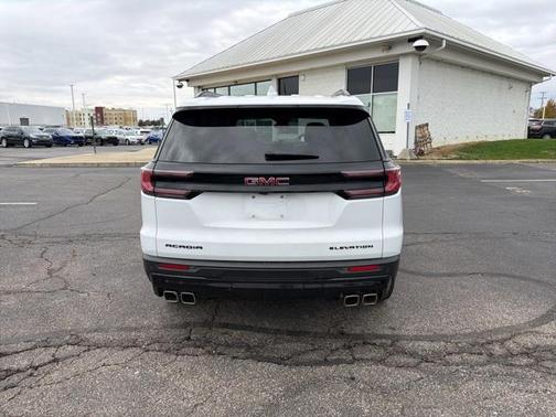 2025 GMC Acadia FWD Elevation