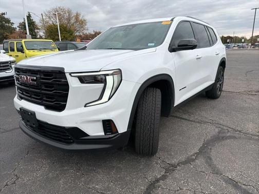 2025 GMC Acadia FWD Elevation
