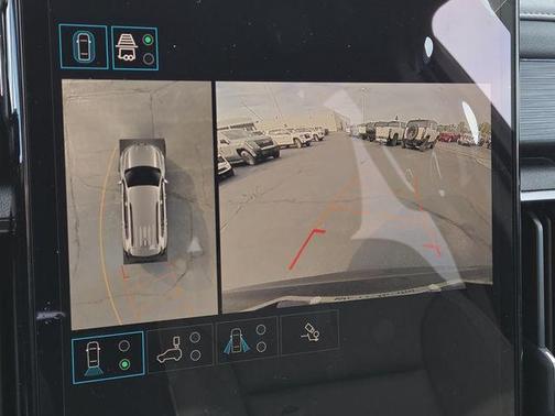 2026 GMC Acadia AT4 AWD