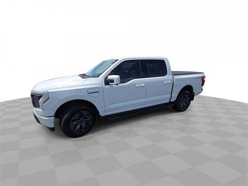 2022 Ford F-150 Lightning LARIAT