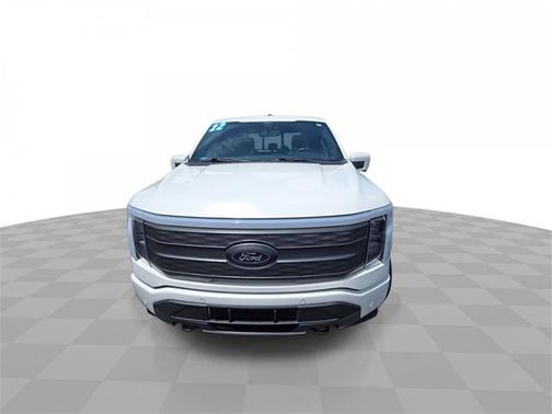 2022 Ford F-150 Lightning LARIAT
