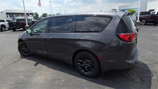 2019 Chrysler Pacifica Touring Plus