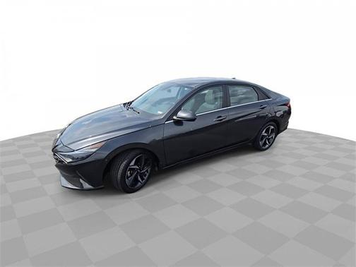 2022 Hyundai ELANTRA Limited