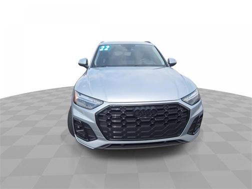 2022 Audi Q5 45 S line Prestige