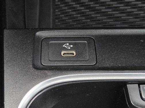 2025 Mercedes-Benz CLA 250 4MATIC