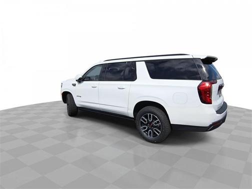 2023 GMC Yukon XL 4WD AT4