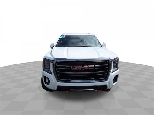 2023 GMC Yukon XL 4WD AT4