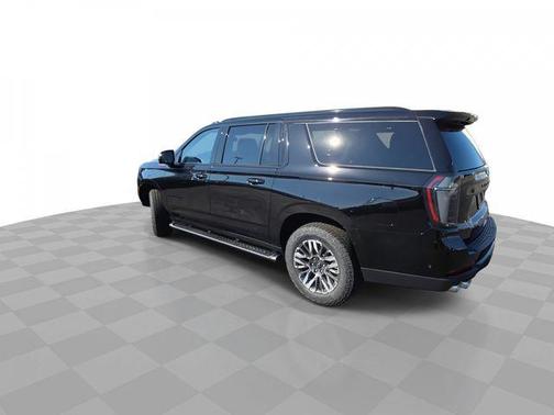 2025 Chevrolet Suburban 4WD Z71