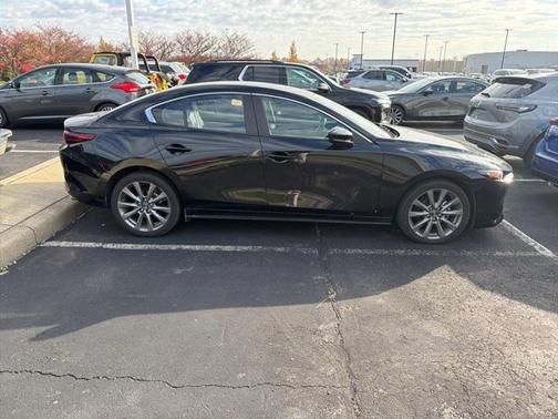 2025 Mazda Mazda3 FWD w/Preferred Package