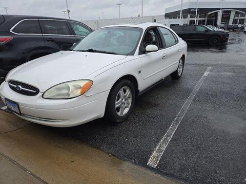 2002 Ford Taurus SEL