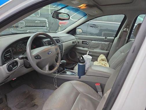 2002 Ford Taurus SEL