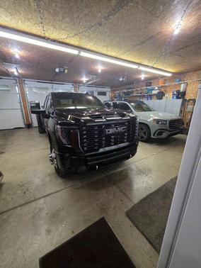 2024 GMC Sierra 3500 Denali