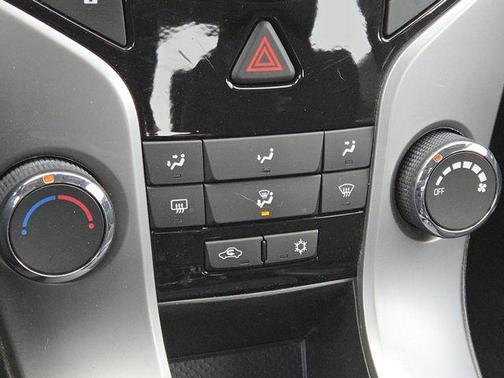 2013 Chevrolet Cruze 1LT