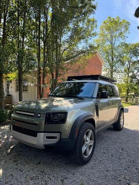2021 Land Rover Defender 110 SE