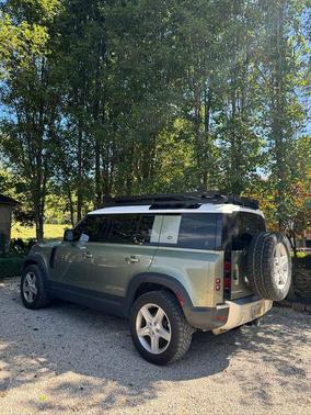 2021 Land Rover Defender 110 SE