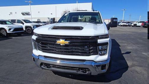 2025 Chevrolet Silverado 3500 WT