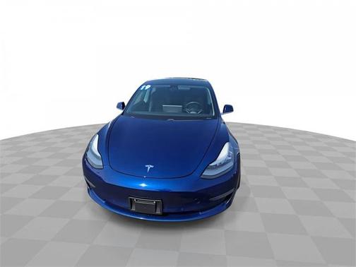 2019 Tesla Model 3 Long Range