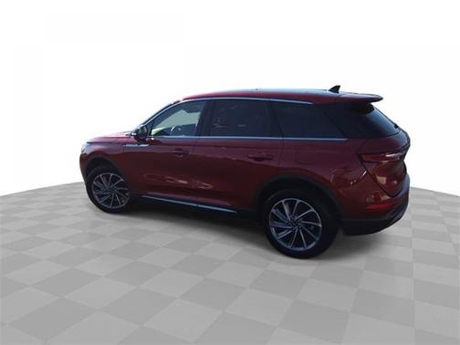 2024 Lincoln Corsair Premiere