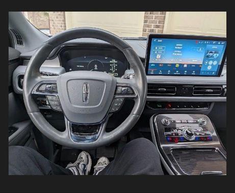 2022 Lincoln Nautilus Reserve