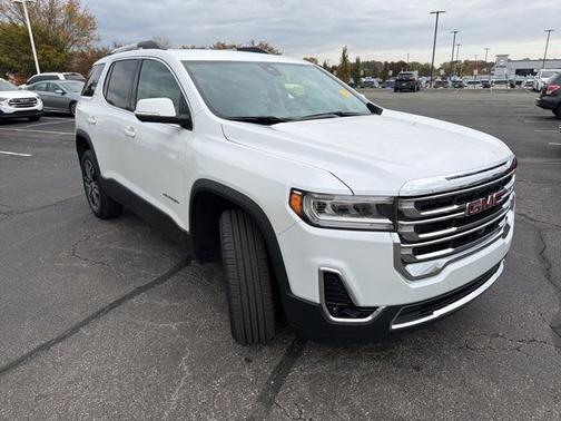 2023 GMC Acadia FWD SLT