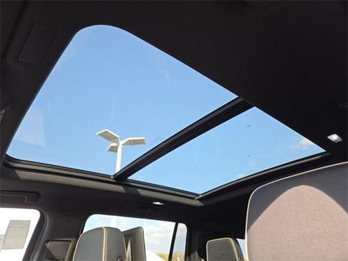 2026 GMC Yukon XL 4WD Elevation