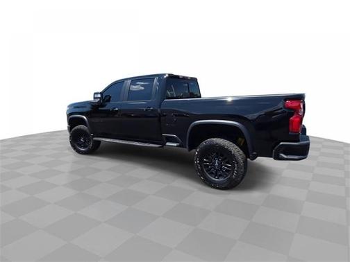 2024 Chevrolet Silverado 2500 4WD Crew Cab Standard Bed ZR2