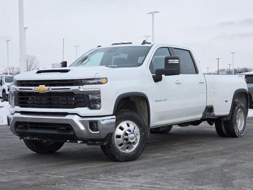 2026 Chevrolet Silverado 3500 LT