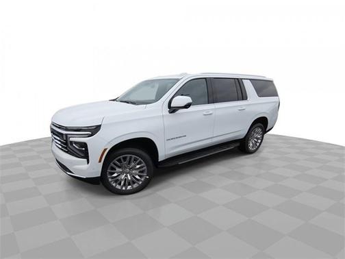 2025 Chevrolet Suburban LT