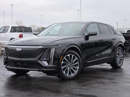 2024 Cadillac LYRIQ Sport