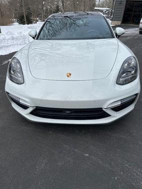2017 Porsche Panamera Turbo